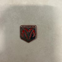 ملصقات معدنية دودج