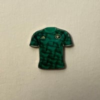 ملصقات معدنية تيشيرت السعودية