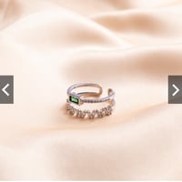 خاتم بفص أخضر