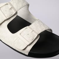 صندل كومفورت لون أبيض من إكسوبلانت