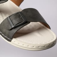 صندل كريفو مود لون رمادي داكن من إكسوبلانت