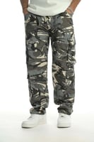 بنطلون كارجو كامو من إكسوبلانت