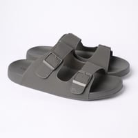 صندل مارسو لاين لون رمادي داكن من إكسوبلانت