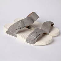 صندل أورو لين لون رمادي فاتح من إكسوبلانت