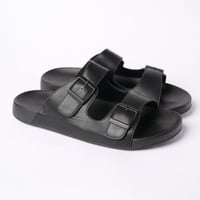 صندل ستراب كومفورت لون اسود من إكسوبلانت