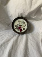 شمعة سَلام الجنية السحرية و الورد المجفف | داوني