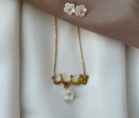 سلسال مطليه بذهب +حلق ورده صدف