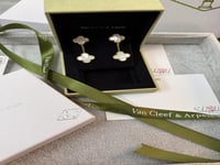 حلق فنتج الامبرا صدف ابيض