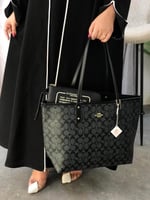 شنطه حجم كبير