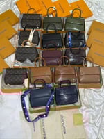 شنطه فيتون حجم وسط