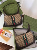 شنطه انيقه بشكل جديد