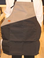 مريلة باريستا اسود مع بيج غامق C