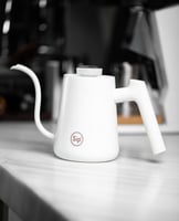 ابريق ترشيح 600ml Sip ابيض مع مقياس حرارة