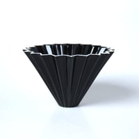 قمع سيراميك مطابق اوريقامي V60-01