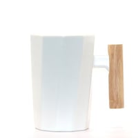 كوب ابيض مسكة خشب 320ml