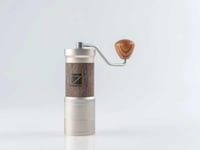 طاحونة ون زيبريسو JE-PLUS خشبي C