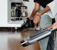 مكنسة البار كهربائية لاسلكية