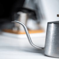 ابريق ترشيح 600ml Sip رمادي مع مقياس حرارة ومقبض خ...