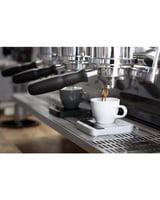 ميزان لونار 2021 اسود من اكايا