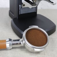 مكبس الكتروني اسود CPP-145