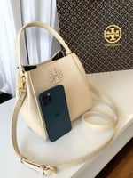 توري بورش توت باق