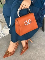 طقم فالنتينو