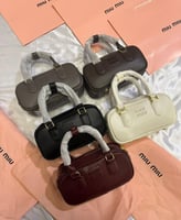 شنطة ميو ميو