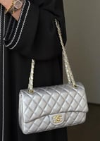 شنطة شانيل كلاسيك