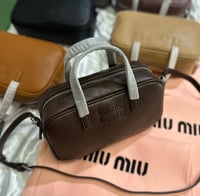 شنطة ميو ميو