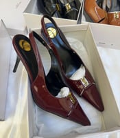 كعب سان لوران