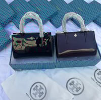 شنطة توري بورش كيرا