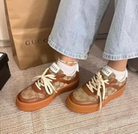 شوز قوتشي الهبة