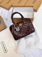 شنطة كوتش لمعه