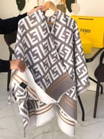 سكارفات شتوية انيقة ️