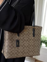 شنطة كوتش مولي توت باق