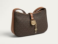 شنطة مايكل كورس