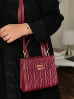 شنطة ميو ميو