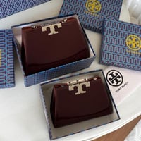 شنطة توري بورش لامع