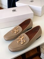 حذاء توري بورش