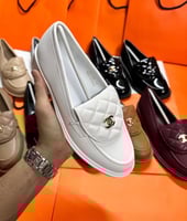 حذاء شانيل كلاسيك