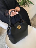 شنطة توري بورش