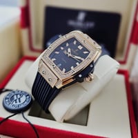 ساعة هوبلت نسائي زركون