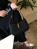 شنطة سان لوران هوبو مطفي