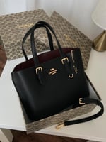 شنطة كوتش مولي