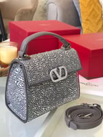 شنطة فالنتينو كرستال