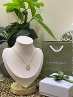 سلسال فان كليف مع الملحقات