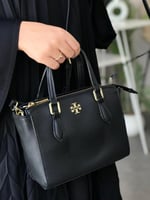 شنطة توري بورش