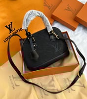 حقيبة لويس فيتون