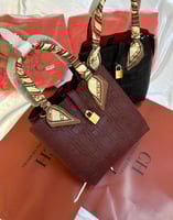 شنطة سي اتش توت باق