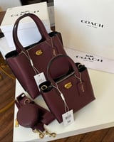 شنطة كوتش مولي